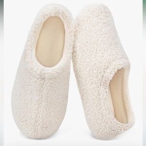 HomeTop Women's Fuzzy Curly Fur Memory Foam Loafer Slippers Polar Fleece Lining